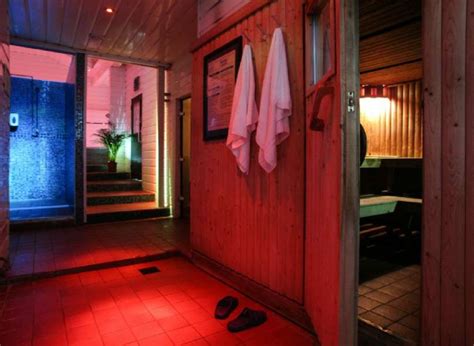 Lgbt sauna london  Features